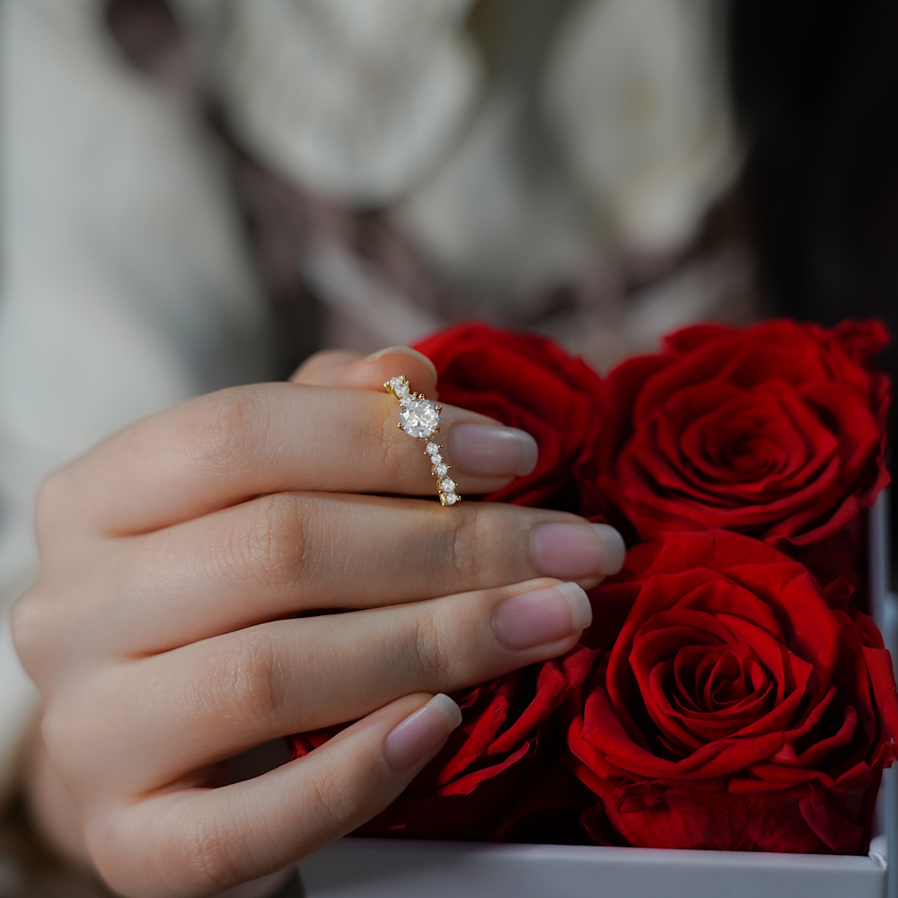 Glistening Array Ring